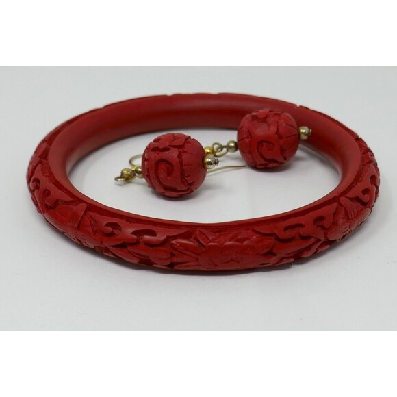 Carved Red Cinnabar Floral Flower Design Bangle Bracelet & Dangle Earrings Set - Picture 4 of 9